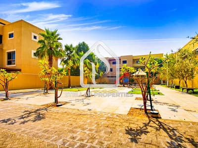 فیلا 4 غرف نوم للبيع في حدائق الراحة، أبوظبي - 3-bedroom-townhouse-abu-dhabi-al-dar-al-raha-gardens-community-park-1jpg-0x0. png