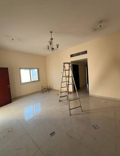 Two rooms, a hall, 2 bathrooms, wardrobes in the wall, with a balcony and an open view, in Al Nuaimiya 1, next to Al Nuaimiya Towers, the price is 37k