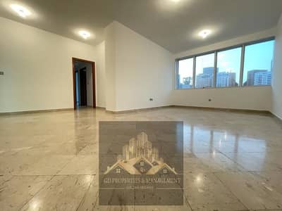 3 Cпальни Апартамент в аренду в Хамдан Стрит, Абу-Даби - 06e1964d-453d-4483-833b-0d648298596b. jpeg