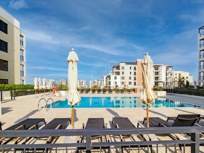 Splendid new apartment near the sea in Port De La Mer