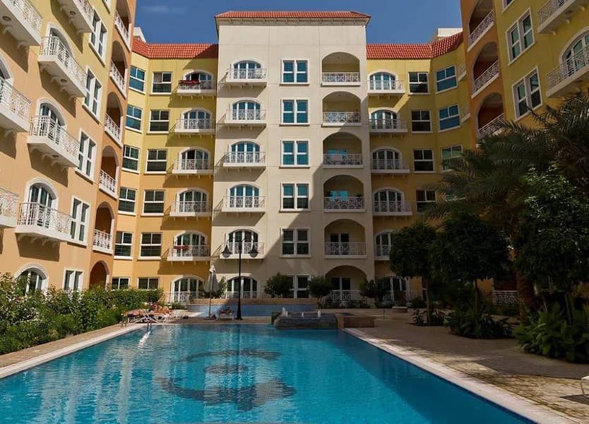 شقة في مجمع دبي للاستثمار 3 غرف 120000 درهم - 3072941