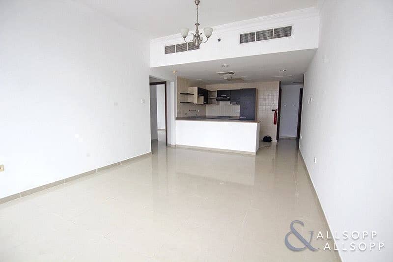 Spacious Unit | Two Bedroom | High Floor