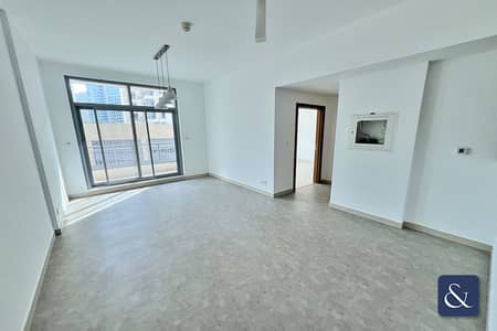 1 Bedroom Apartment for Rent in Downtown Dubai, Dubai - Unfurnished | Vacant Now | Wardrobe Space