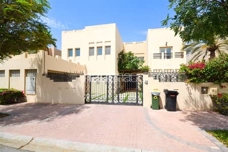 6 Bedroom Townhouse for Rent in The Meadows, Dubai - Rare Hattan Home | Popular Layout | Available Now
