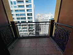 CLOSED TO MOE 2BHK WITH DOUBLE BALCONY IN 90K