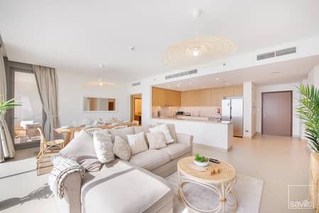 3 Bedroom Flat for Rent in Dubai Marina, Dubai - High Floor w/ Balcony | Sea View | 3Beds + Maids