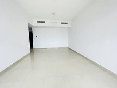 SPACIOUS APARTMENT WITH GYM POOL CLOSE TO METRO 2BHK ALL FACILITIES