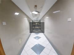 Big offer!!! 2bhk available AC free and spacious no deposit onliy family in Al Qasimia
