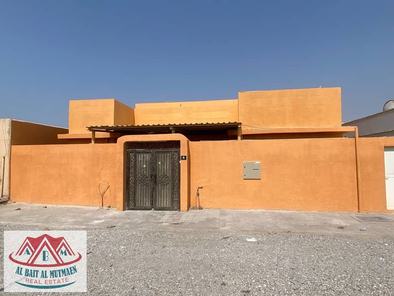 Arabic house four rooms and two kitchens in Sabkha
