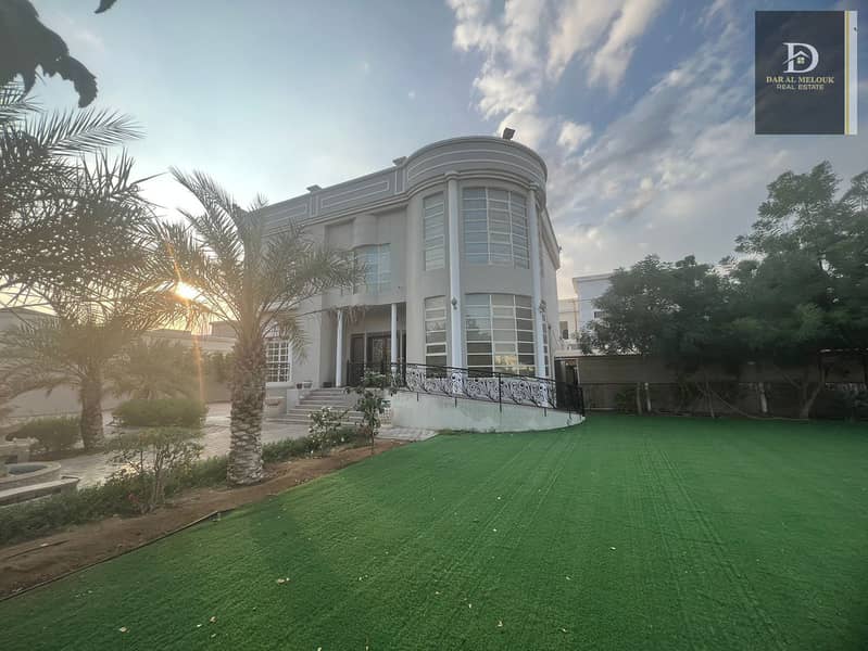 For sale in Sharjah, Al Qarayen 2 Two floors villa