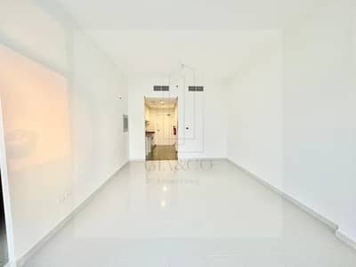 Studio for Rent in DAMAC Hills, Dubai - cc11f0b1-7b32-4c68-be65-1f13a07c94e3 2. jpg