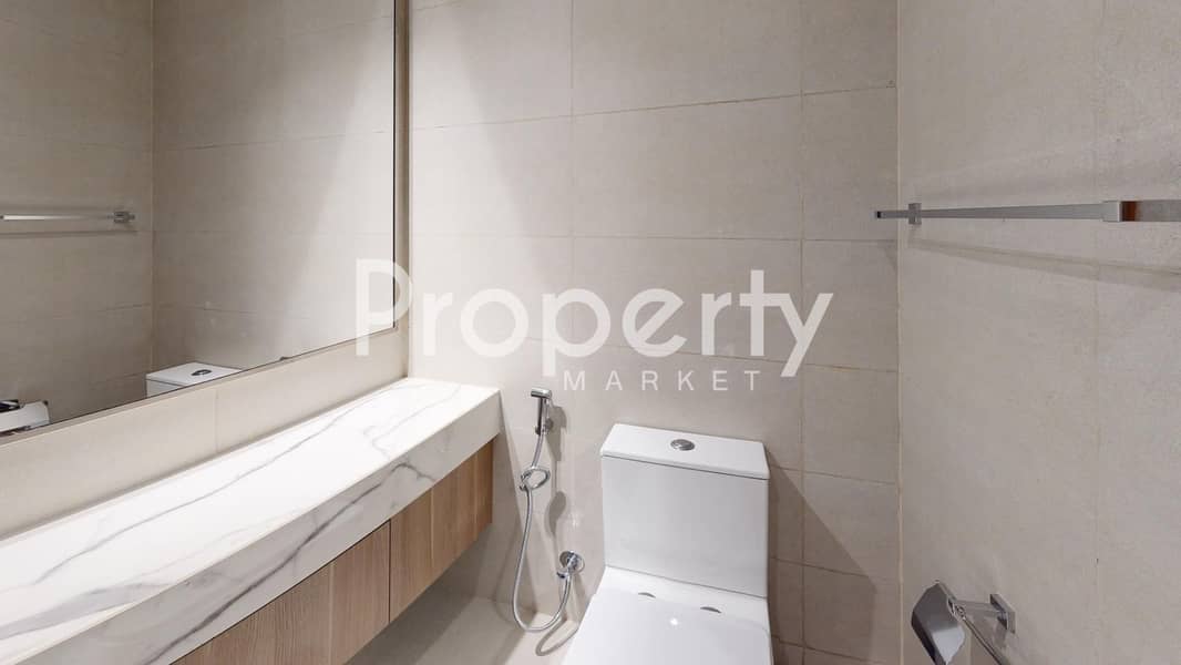 11 U-3121-Meydan-One-Azizi-Riviera-15-Studio-Bathroom. jpg