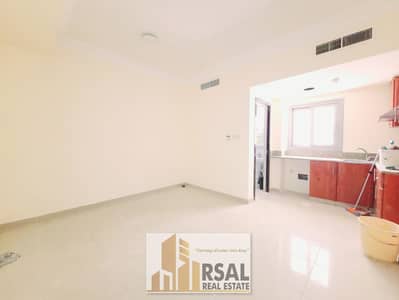 Studio for Rent in Muwailih Commercial, Sharjah - 20240406_120221. jpg