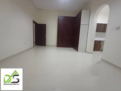 Studio for Rent in Khalifa City, Abu Dhabi - 20240401_233404. jpg