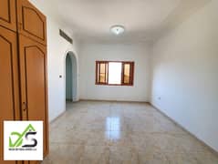 An excellent studio with a spacious area in Al Mushrif City, near the park and the market, with a monthly rent of 3,400 dirhams