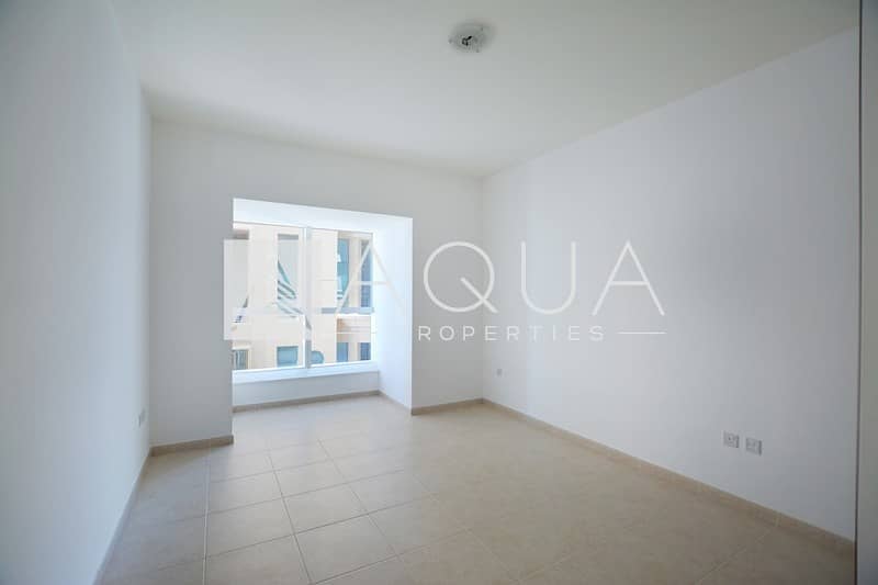 Amazing Deal | Huge 1 Bedroom | Sea View