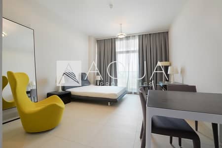 Community Facing Studio | Hilliana Tower Community Facing Studio | Hilliana Tower