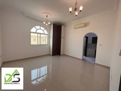 Studio for Rent in Shakhbout City, Abu Dhabi - For rent a wonderful studio, the first amazing inhabitant, in the city of Shakhbout, next to the monthly services
