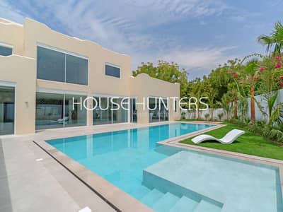 Stunning 5 Bedroom Fully Upgraded Private Pool