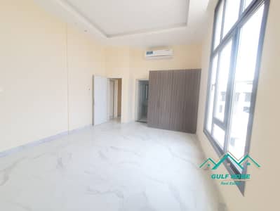 Brand New 5 Bedroom Hall Villa Available in Hoshi area Rent 120k