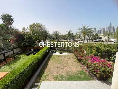 3 Bedroom Villa for Rent in Emirates Hills, Dubai - Exquisite Luxury Living, Fully Landscaped Garden