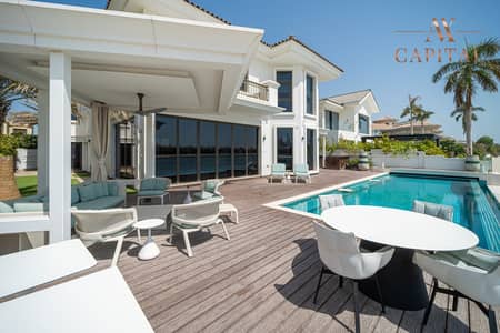5 Bedroom Villa for Sale in Palm Jumeirah, Dubai - Big Plot | 5BR Upgraded Villa | Wide Water