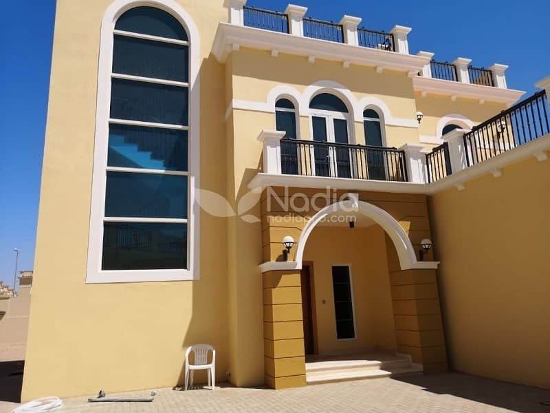 4 bedroom + Maid | Legacy | Jumeirah Park | For Rent