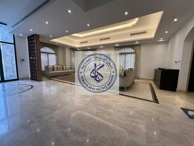 Kenaan Real Estate Brokerage offers you Villa in: Nad Al Sheba, two floors, consisting of 5 master rooms Villa specifications are as follows: For rent
