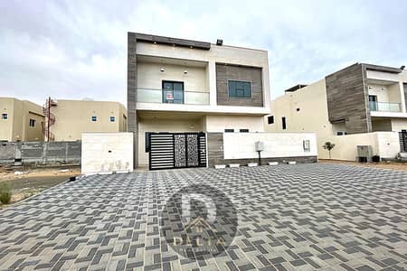 Villa for rent ,ready to move in super deluxe finishing stone facade, large setback, with wardrobes, on Sheikh Mohammed bin Zayed Road