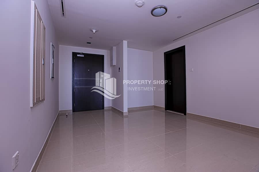 5 1-bedroom-apartment-al-reem-island-shams-abu-dhabi-sky-tower-foyer-1. JPG