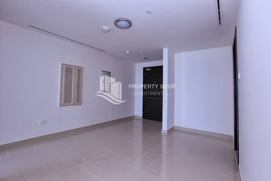 7 1-bedroom-apartment-al-reem-island-shams-abu-dhabi-sky-tower-foyer. JPG