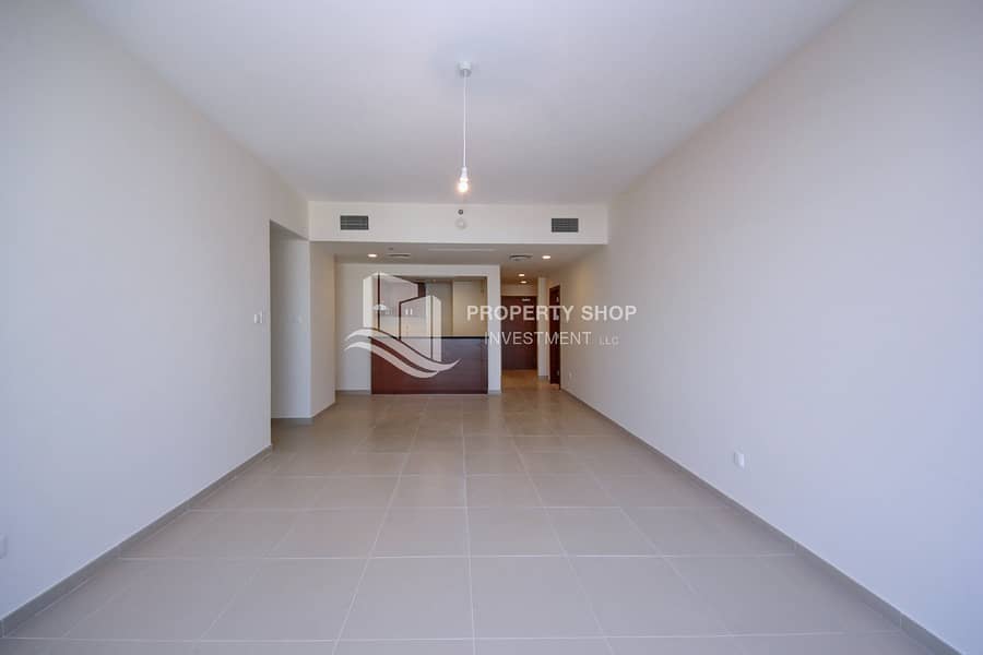 4 2-bedroom-apartment-al-reem-island-shams-abu-dhabi-gate-tower-1-dining-area. JPG