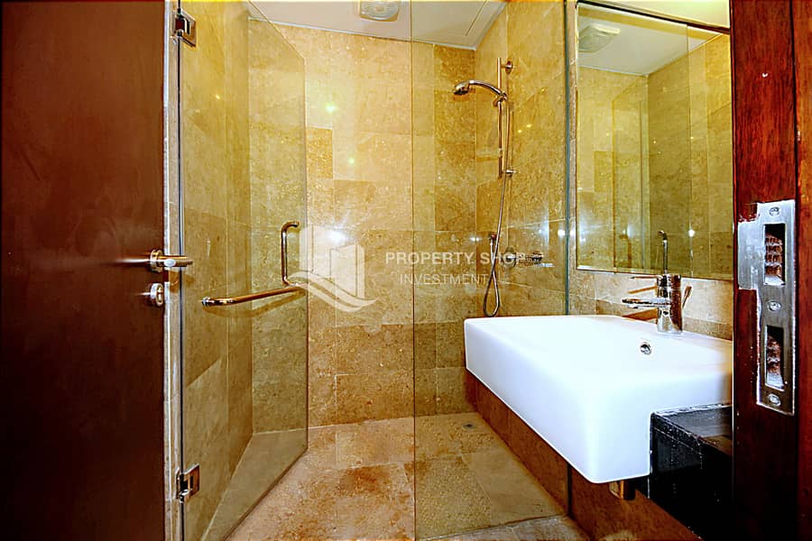 13 2-bedroom-apartment-al-reem-island-marina-square-marina-heights-2-2-bathroom. JPG