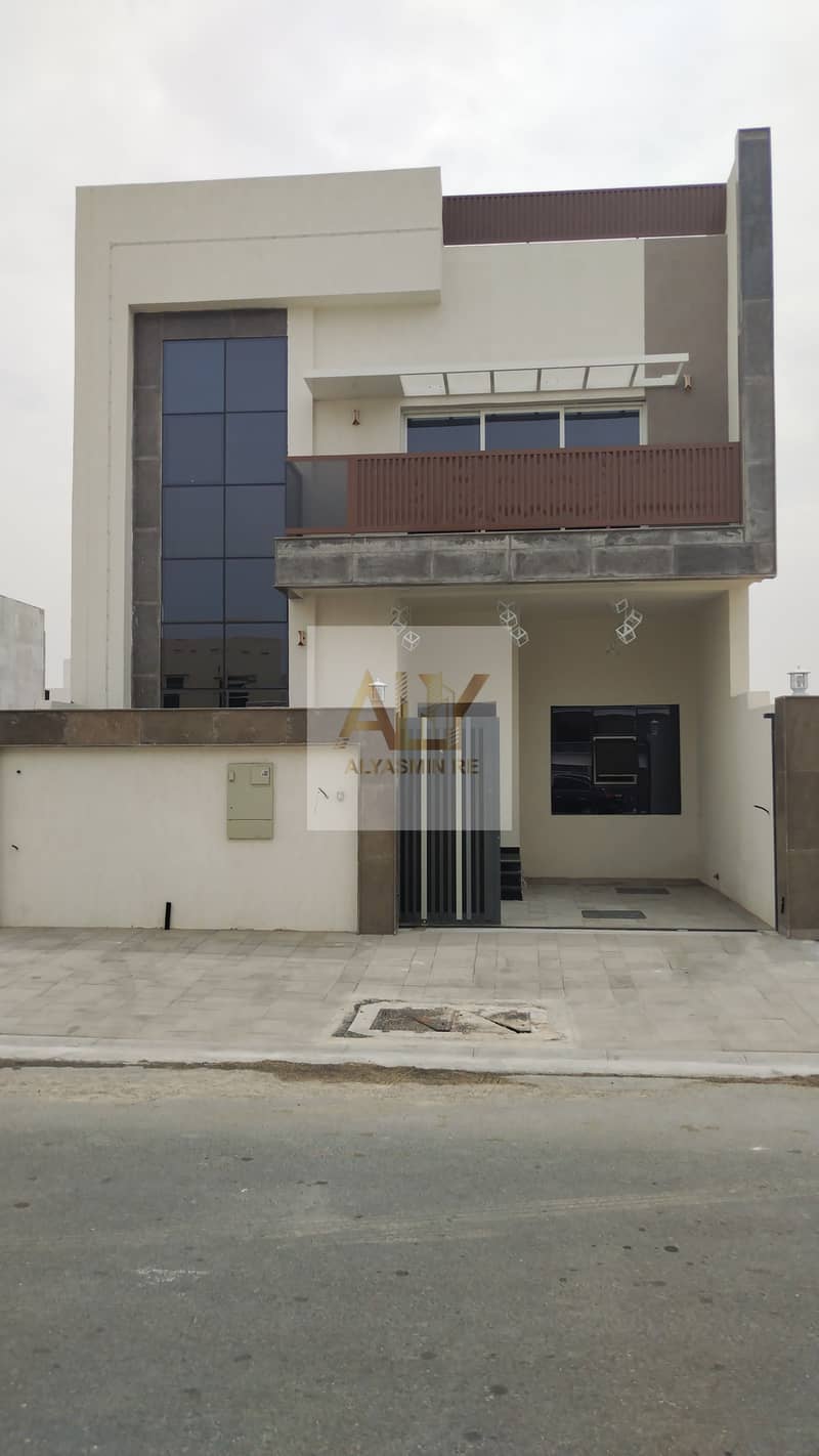 Townhouse with amaizing price neer Mohamed ben zaied st with larg area and 5 master room