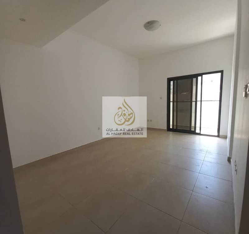 For annual rent in Ajman, exclusive week offer. Two rooms and a hall are available with a balcony in Al Nuaimiya 1, close to the Gulfa bridge. The spa