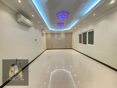 Studio for Rent in Khalifa City, Abu Dhabi - 2bc45faa-5ae6-4206-9d5d-9ee30a78d5b4. jpg