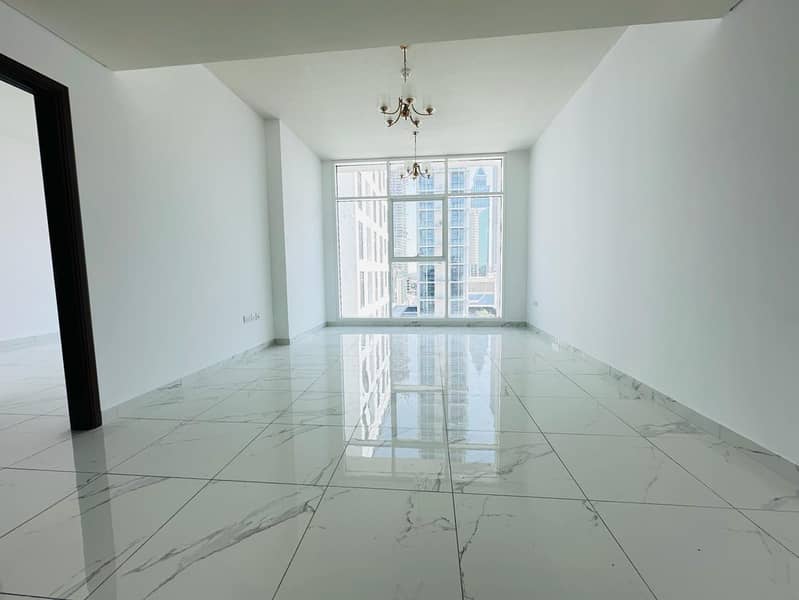 1bhk apartment available whit beautiful view near to metro station ready to move