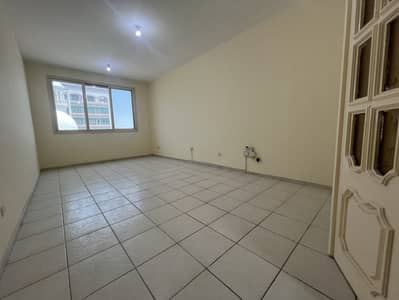 3 Bedroom Apartment for Rent in Al Nahyan, Abu Dhabi - 54cwuhsakJLMak7t2MSwWz59sXbE2ckYH3IDF4RB