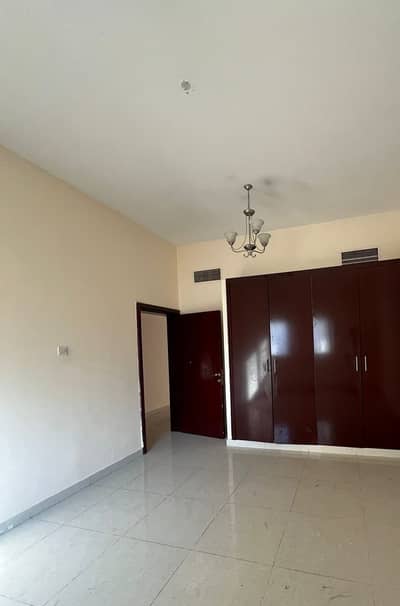 Two rooms and an isolated hall, with 2 bathrooms, a kitchen, a balcony, wall cabinets, and an open view. A great location and the lowest price, with l