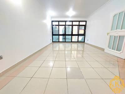 Elegant Size Three Bedroom Hall With Wardrobes Apt In High-rise Tower Building At Airport Road For 70k
