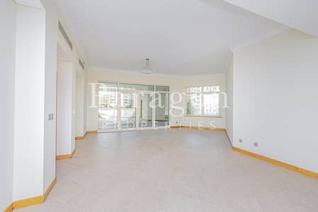 3 Bedroom Flat for Rent in Palm Jumeirah, Dubai - Exclusive | Unfurnished 3B+M | Vacant