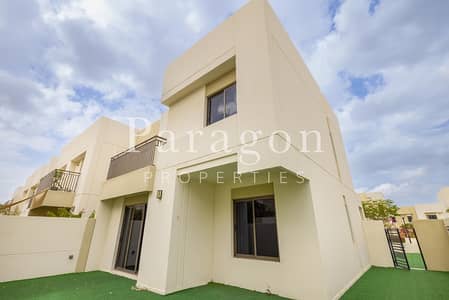 4 Bedroom Townhouse for Rent in Town Square, Dubai - End Unit | Across Pool and Park | Type 4