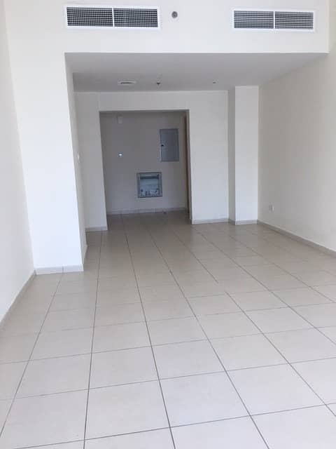 2 BEDROOM FURNISHED APARTMENT WITH PARKING