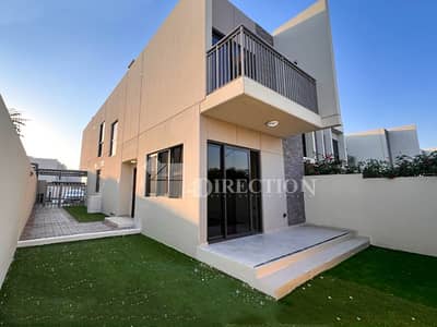 3 Bedroom Townhouse for Rent in DAMAC Hills 2 (Akoya by DAMAC), Dubai - L-shaped garden | Corner | Single Row