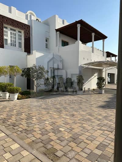 4 Bedroom Villa for Sale in Al Bateen, Abu Dhabi - صورة واتساب بتاريخ 1445-10-06 في 11.43. 12_29549a01. jpg