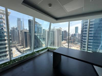 Office for Rent in Business Bay, Dubai - VACANT | CANAL AND BURJ VIEW | 3 PARKINGS