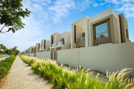 3 Bedroom Townhouse for Sale in Arabian Ranches 2, Dubai - Stunning Open Plan | Vacant Now | 1M