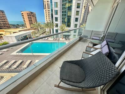 1 Bedroom Apartment for Rent in Dubai Marina, Dubai - Biggest Layout | Sea / Pool View | Lavishly Upgraded