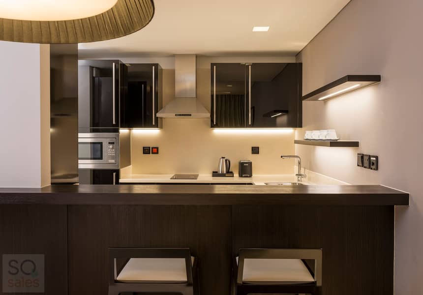 5 Sheraton Grand Hotel, Dubai - 1 Bedroom Apartment Kitchen - Copy. jpg
