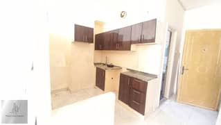 Big offer studio with close kitchen only in 15k al mahatah sharjah